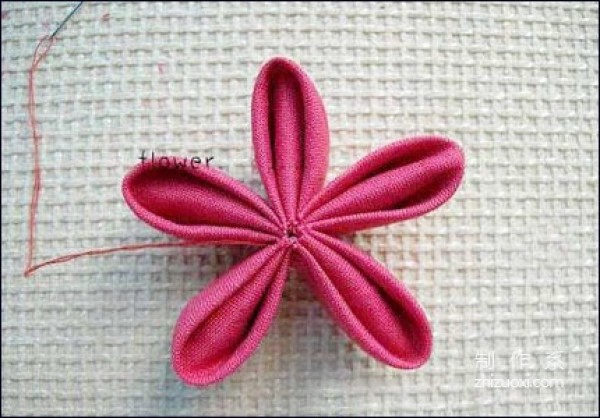 Handmade cloth art teaches you how to DIY Japanese style kimono flower headband jewelry by hand