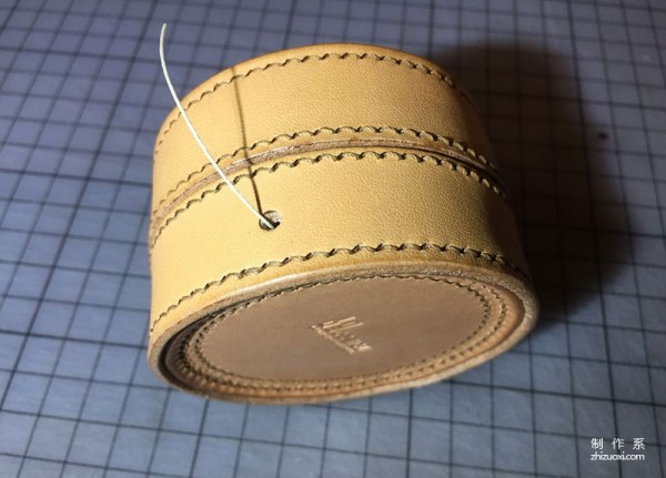 Tutorial on barrel-shaped leather goods and double-layer seaming