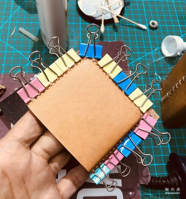 Using Acrylic Molds to Make Leather Cigarette Cases