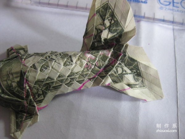 Detailed tutorial of dollar carp origami banknote real shot pictures