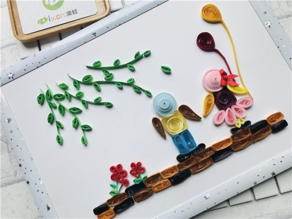 Handmade DIY franchise store paper quilling work straw hat couple