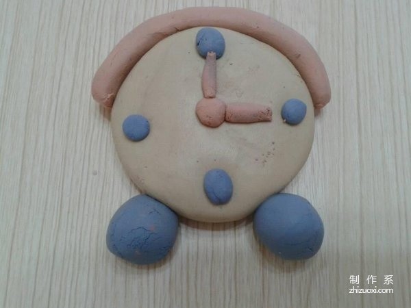 How to make a clay alarm clock by hand