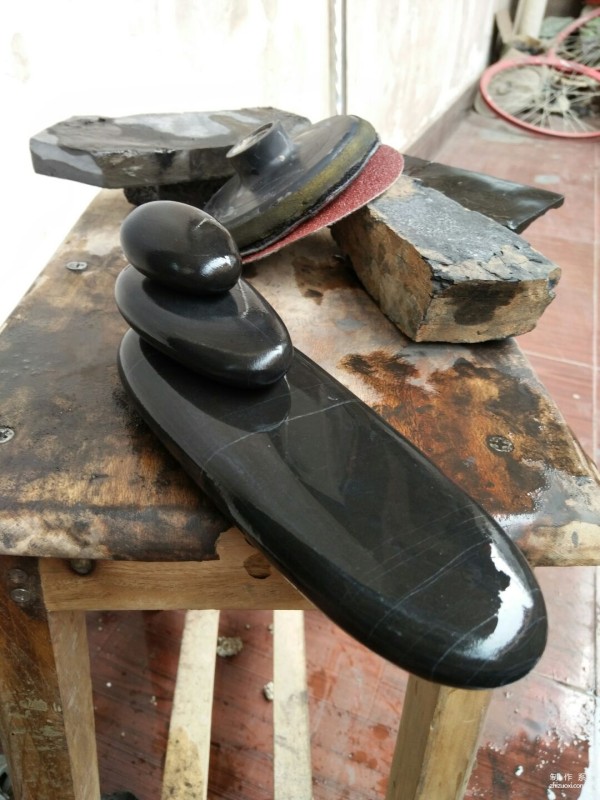 Ordinary stone hand carving. Hand carving stone carving method for making natural stone incense holder.