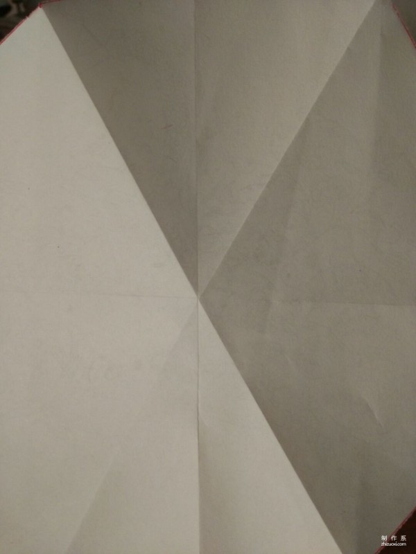 Simple and beautiful hand-made origami method of snowflake carton