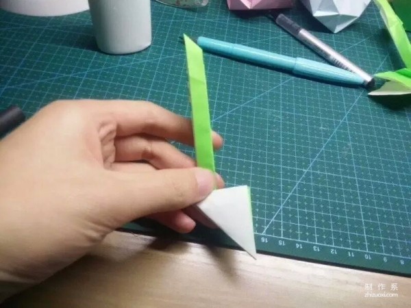 Origami sapling, a budding handmade origami making method