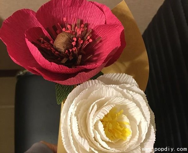 Creative paper art diy handmade wrinkled paper flowers with rich layers