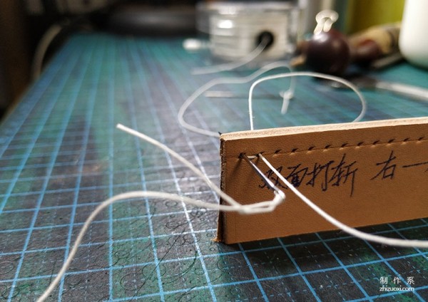 Do you know the stuck stitch and back stitch method? Essential skills for sewing handmade leather goods: backstitching