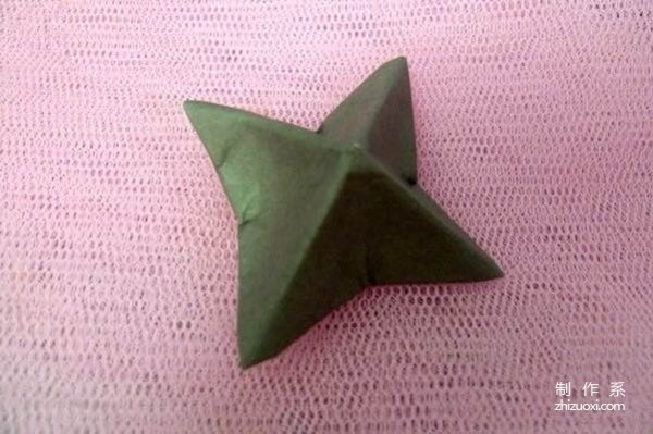 Tutorial on how to make origami top