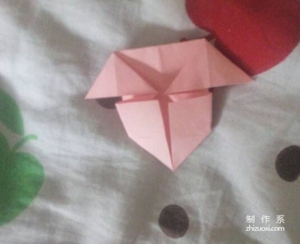 A romantic love heart-shaped little angel with wings origami illustrations