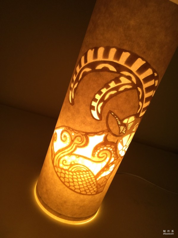 Tutorial on hand-carving pattern of paper-cut Capricorn handmade lampshade