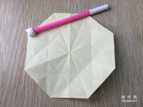 3D eight-petal flower origami Detailed pictures of the steps to make three-dimensional eight-petal flower origami