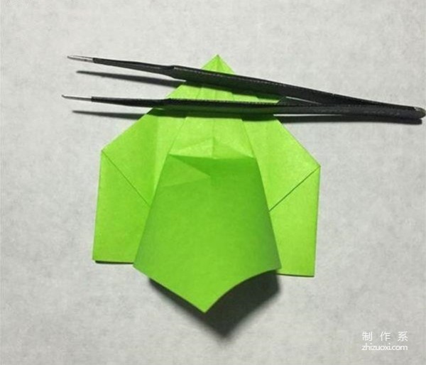 Super realistic animal origami DIY illustration of paper frog origami method