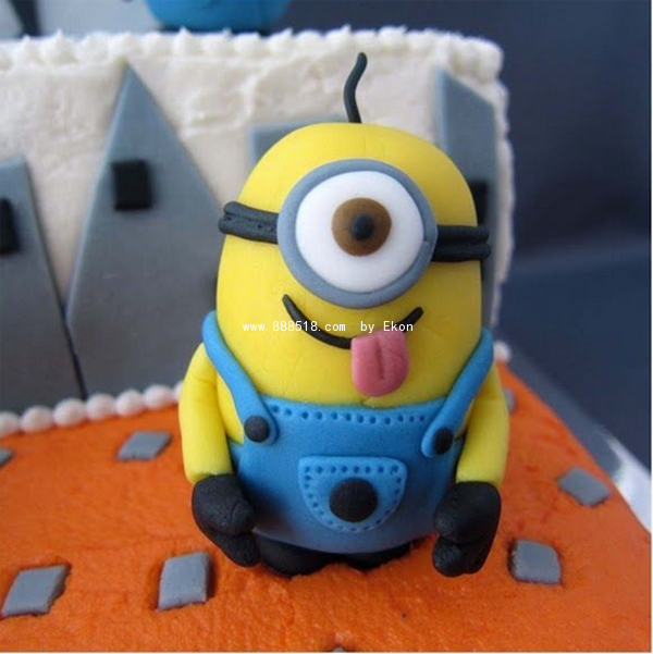 Pottery finger art creative handmade ultra-light clay cute minion production illustration