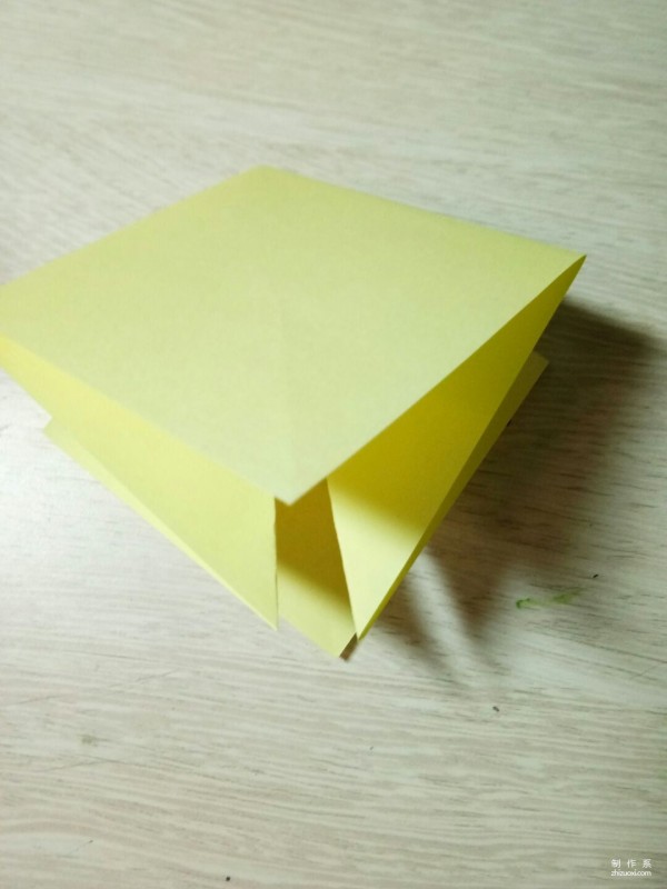 Interesting illustrated tutorial on Xianglu handmade origami method