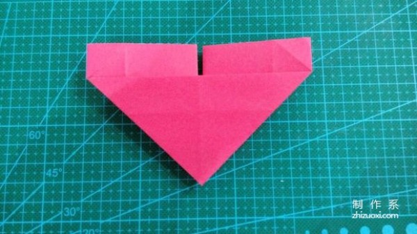 Illustrated tutorial on how to fold a confession love origami letters LOVE