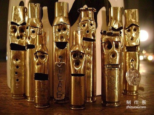 Pictures of creative DIY handmade bullet shells, interesting ornaments and crafts