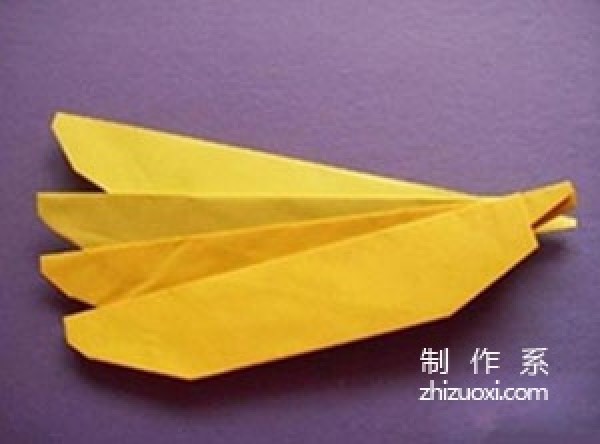 3D three-dimensional handmade origami holy fruit banana fruit folding tutorial