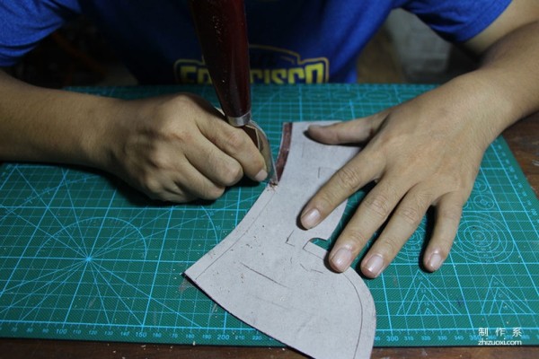 The making process of a pair of handmade work boots