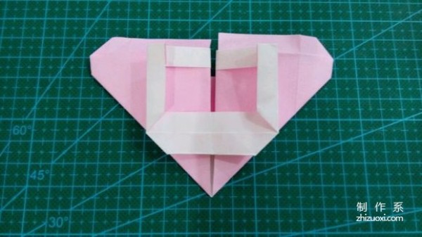 Illustrated tutorial on how to fold a confession love origami letters LOVE