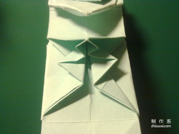 Cartoon three-dimensional cute version of Hatsunes handmade origami tutorial with detailed explanation of origami pictures