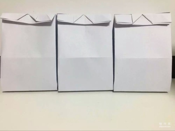 Simple and beautiful hand-made origami method for gift bag with bow