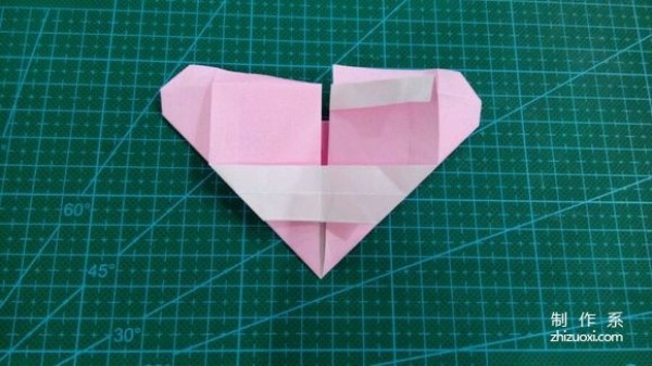 Illustrated tutorial on how to fold a confession love origami letters LOVE