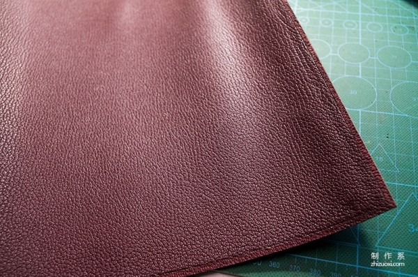 Mens handbag making process record