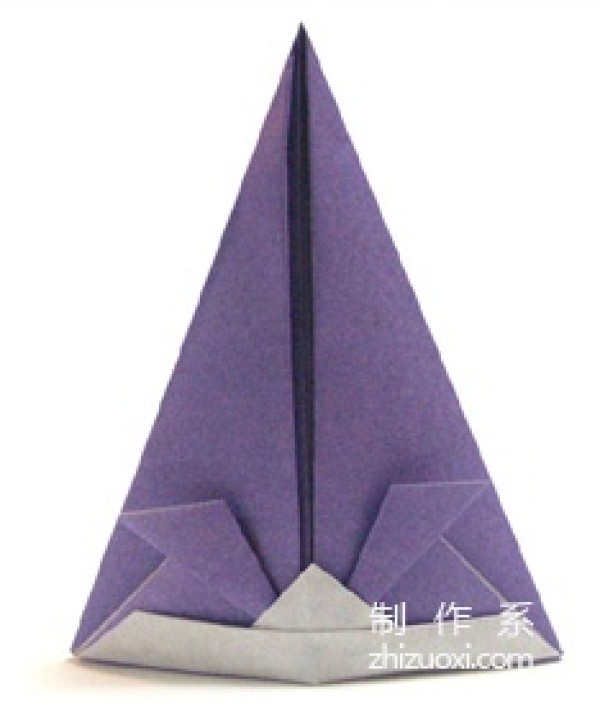 Fun origami method for a high-top helmet