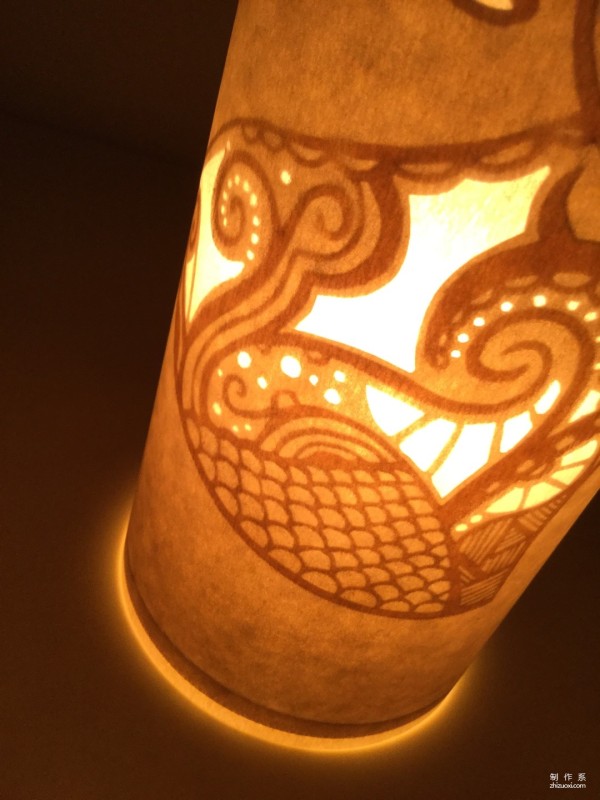 Tutorial on hand-carving pattern of paper-cut Capricorn handmade lampshade