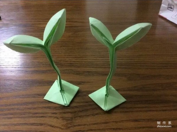 Origami sapling, a budding handmade origami making method