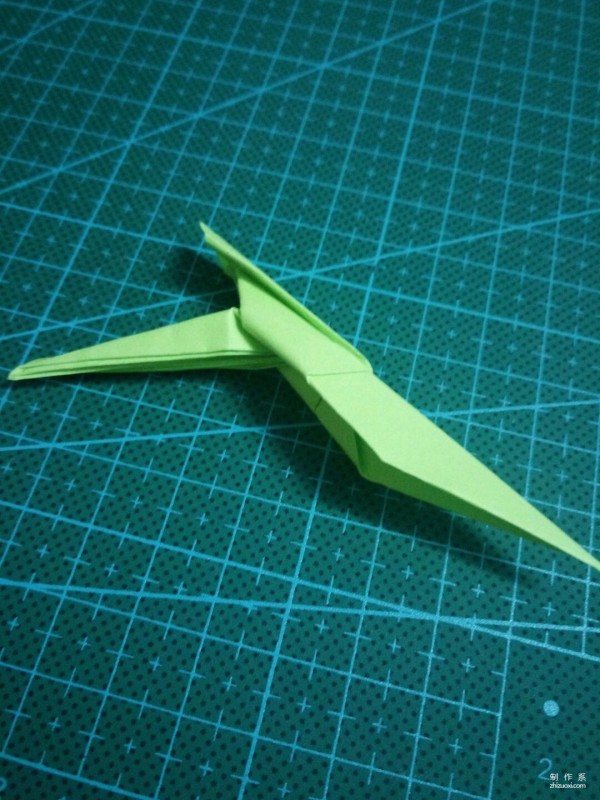 How to make origami of a super cute mantis