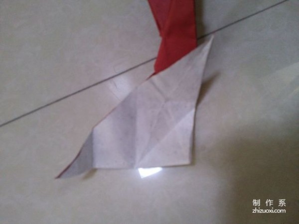 Real-life illustrated tutorial on how to make fox origami