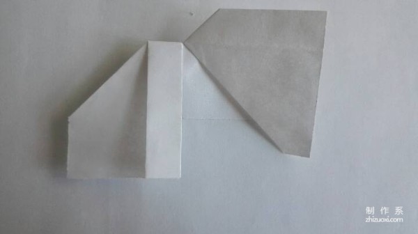 A creative origami hand-making tutorial for a Valentines Day love ring