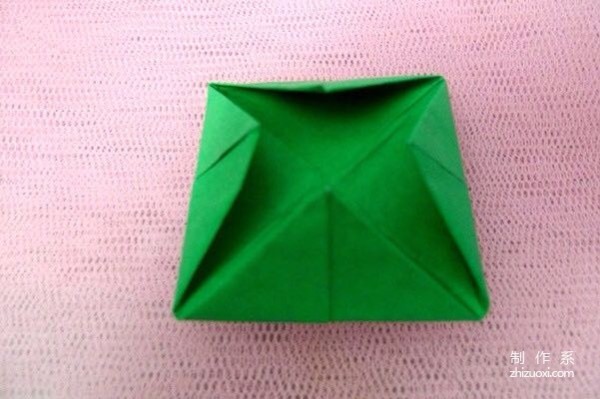 Tutorial on how to make origami top