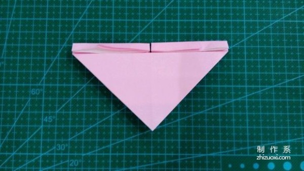 Illustrated tutorial on how to fold a confession love origami letters LOVE