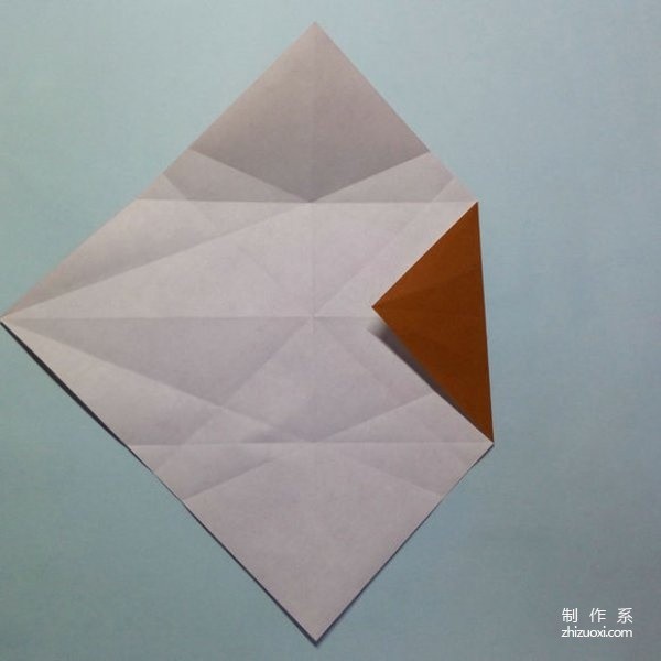 How to fold a hen? Complete illustrated tutorial on origami of a chick.