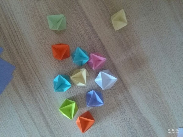 Simple origami of small nails, special origami method of paper stars