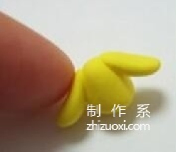 Illustration of how to make clay duck by hand