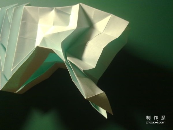 Cartoon three-dimensional cute version of Hatsunes handmade origami tutorial with detailed explanation of origami pictures