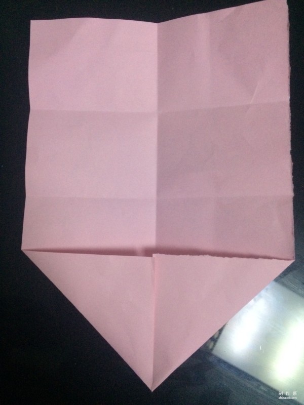 Very simple origami illustration of colored paper five-pointed star