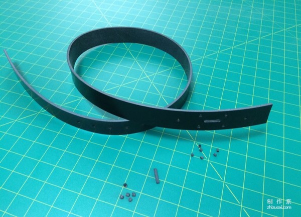 The whole process of a J&E bridle leather belt