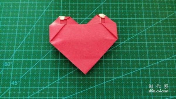 Illustrated tutorial on how to fold a confession love origami letters LOVE