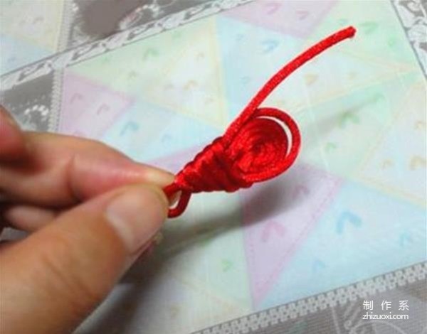 Illustrated tutorial on how to tie the pipa knot