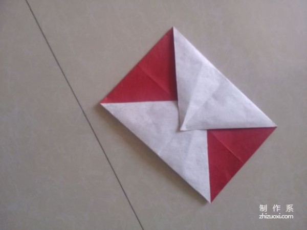 Real-life illustrated tutorial on how to make fox origami