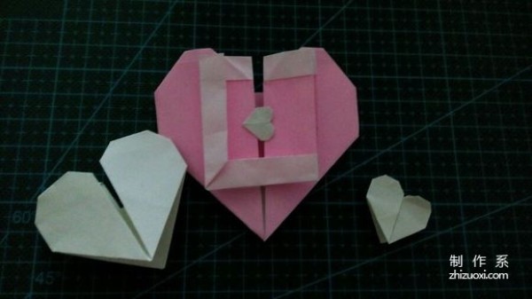 Illustrated tutorial on how to fold a confession love origami letters LOVE