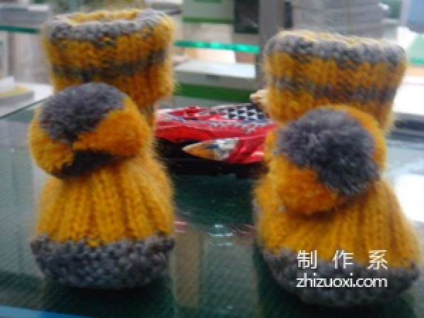 Wool knitted baby shoes hook knitting method