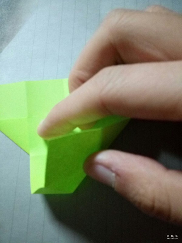 Illustrated tutorial on the handmade origami method of DIY fingertip paper flower balls