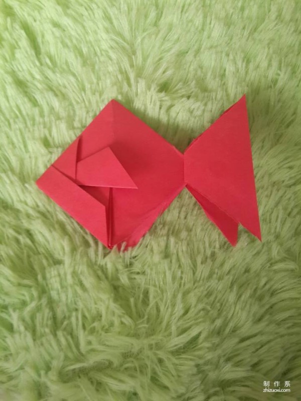 Origami goldfish, a simple and beautiful handmade origami method