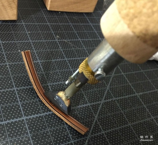 Apple Watch leather strap production process