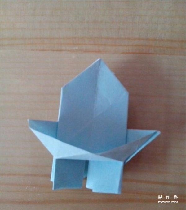 Illustrated tutorial on how to make origami Lei Feng Tower as a child